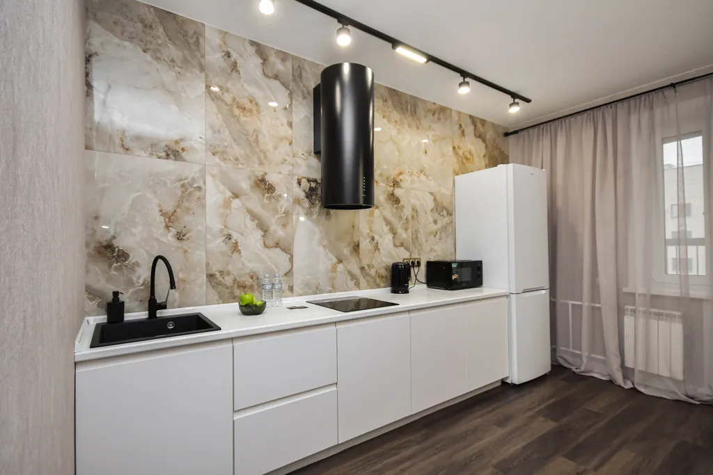 Комфортная современная квартира в центре Взлетки