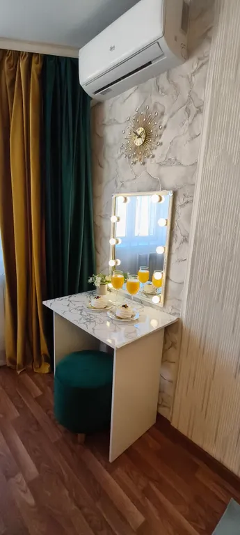 Уютные апартаменте в Университетском Золотой Лев " Изумрудные "