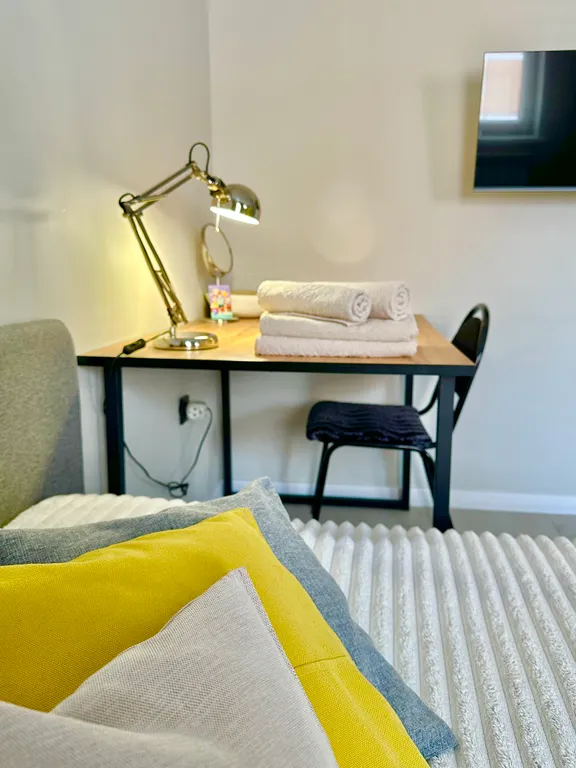 Симпатичная и ухоженная квартира «Как дома»