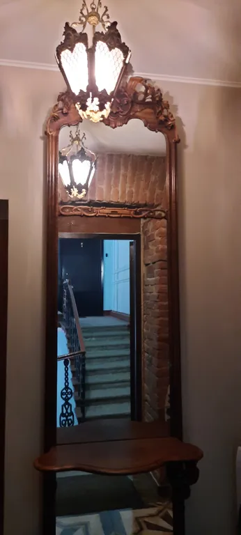 Классический апартамент со всеми удобствами в центре