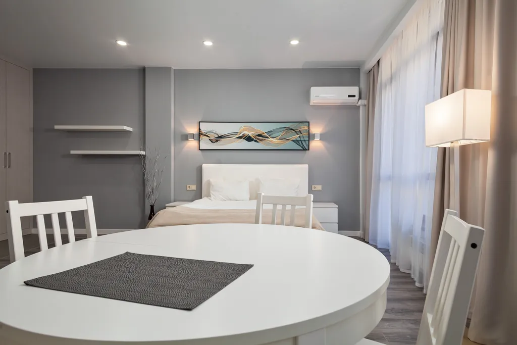 Вся в белом