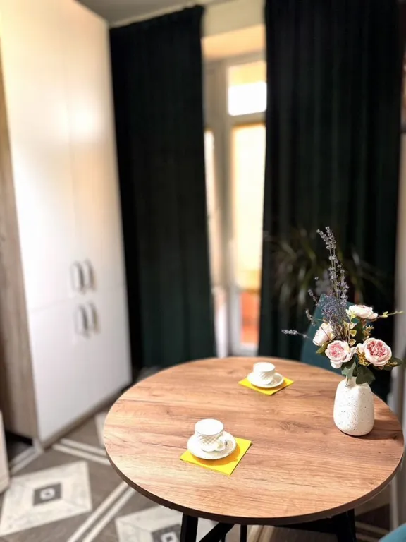 Квартира на улице Парижской Коммуны 1И