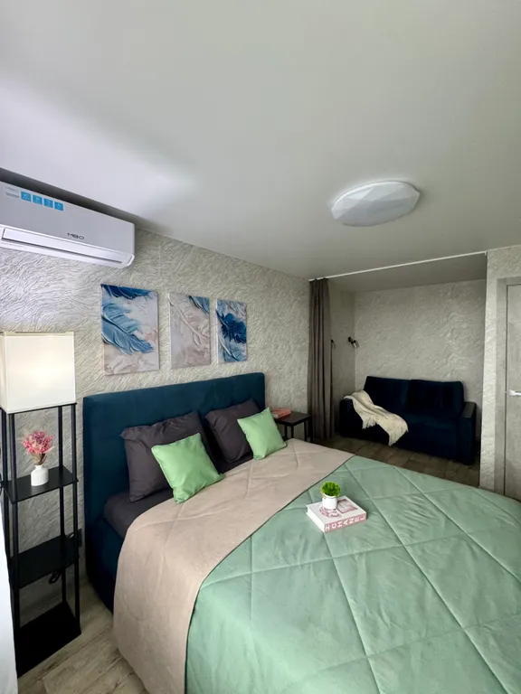 Видовая квартира. Парк! Бесконтактный заезд 24/7, кровать King-Size!