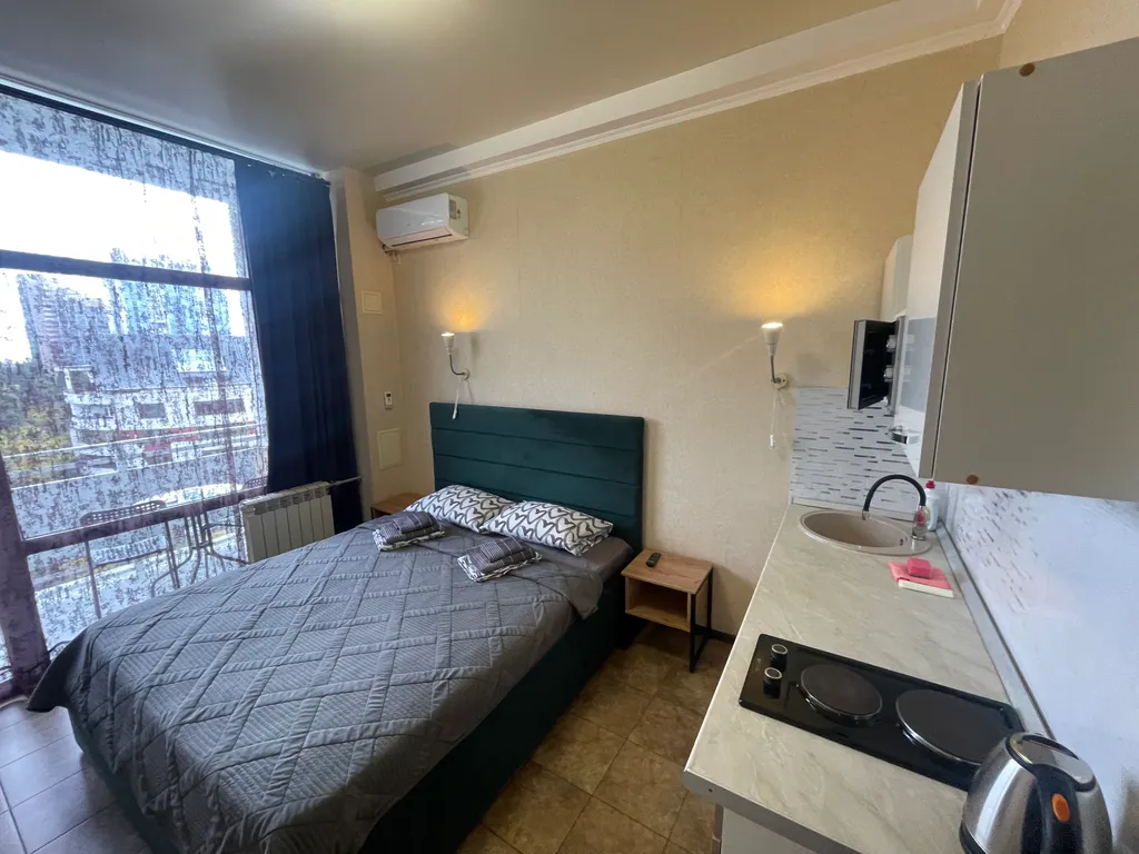 Квартира Уютная квартира студия с балконом и видом на море — Сочи