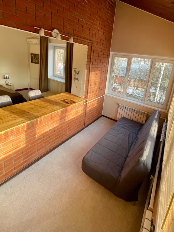 Люкс с кондиционером, кроватью и диваном у аэропорта Внуково в 15 минутах