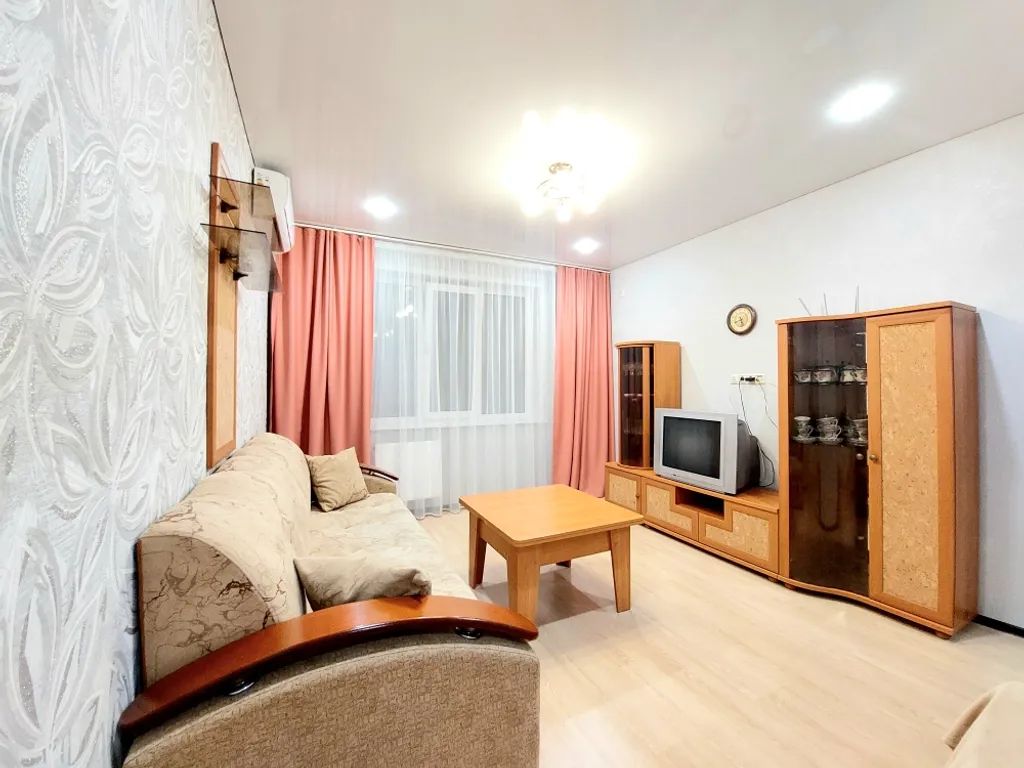 Квартира в центре нового города с красивым видом с 19 этажа