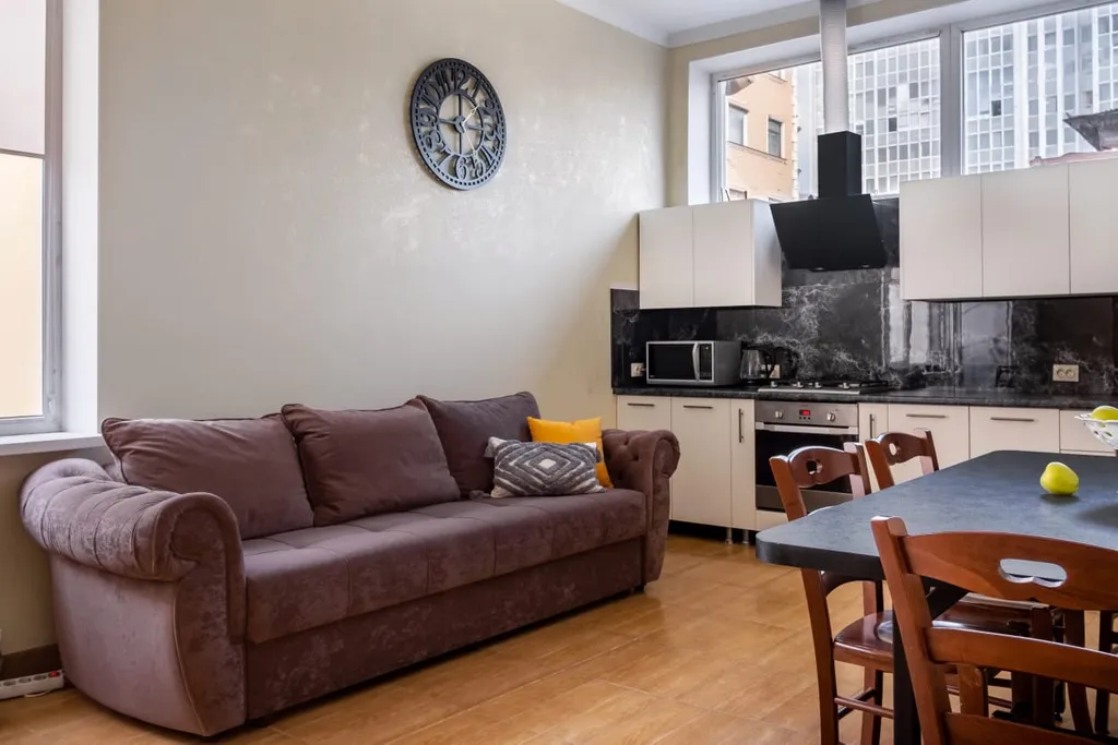 Квартира c Двумя Раздельными Спальнями и Балконом