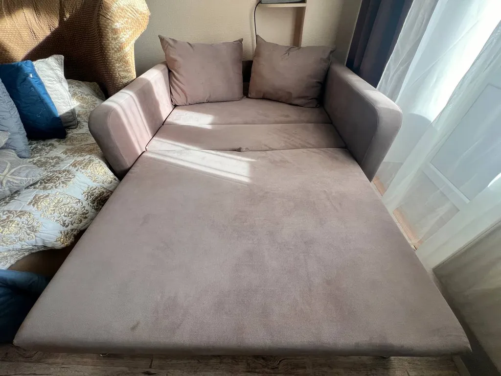 Квартира Уютная светлая студия, центр, ТЦ Вояж, парковка, кафе, аквапарк источник — Тюмень