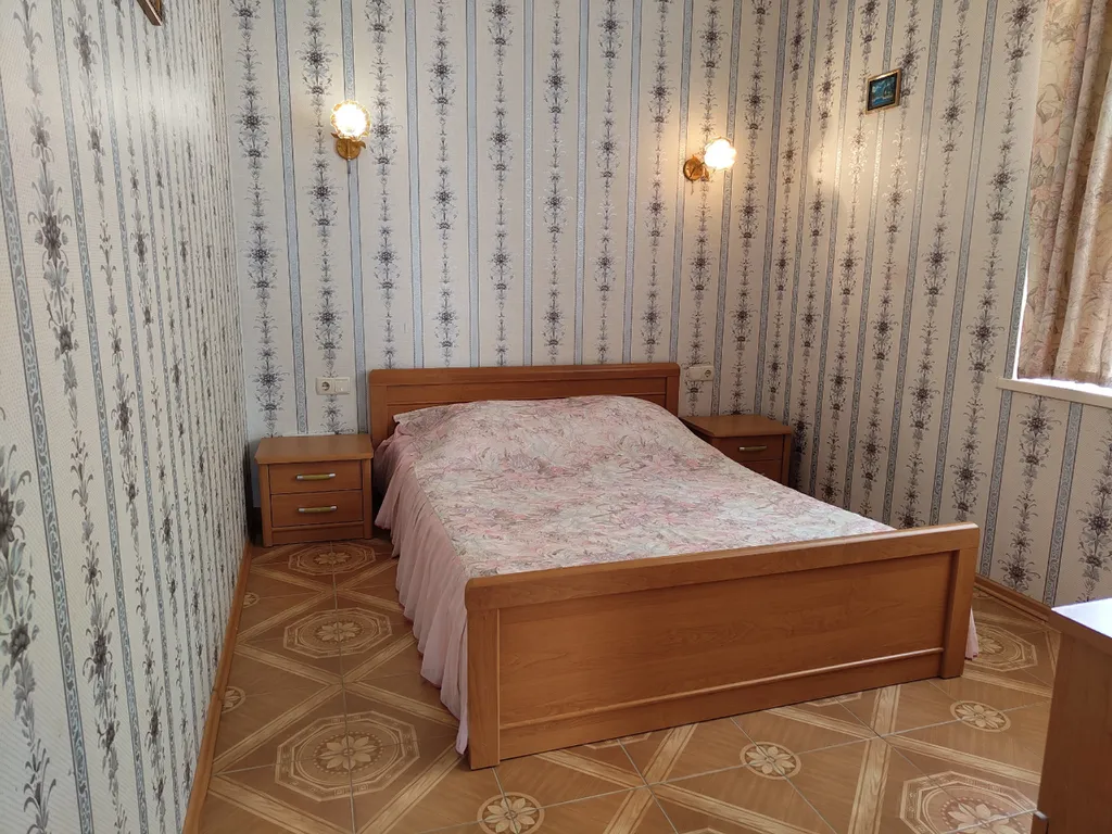 Квартира Комната — аренда посуточно в Орджоникидзе