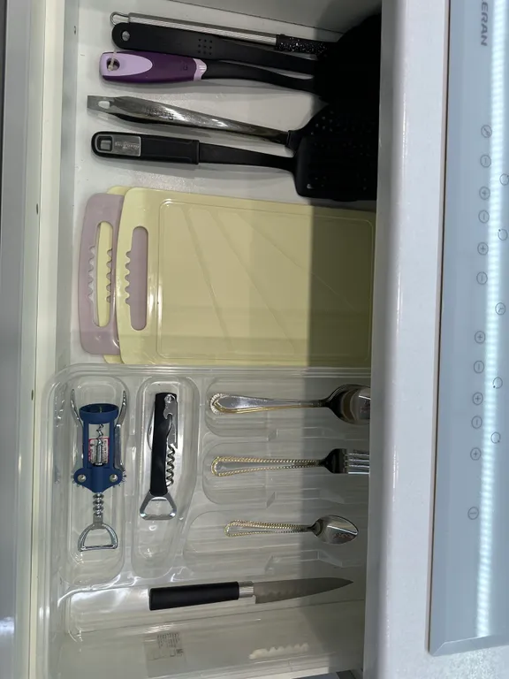 Красивая студия с видом на Золотой мост, город, море