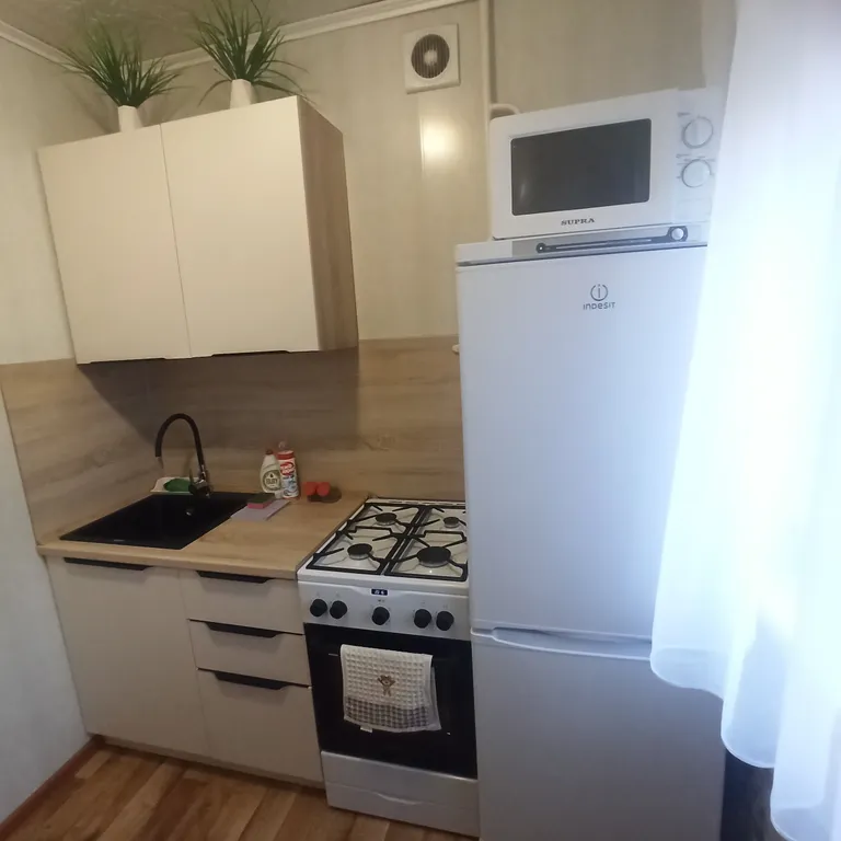 Квартира на первой линии от озера с кондиционером