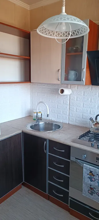 Счастливая матрешка у вокзала Исакогорка