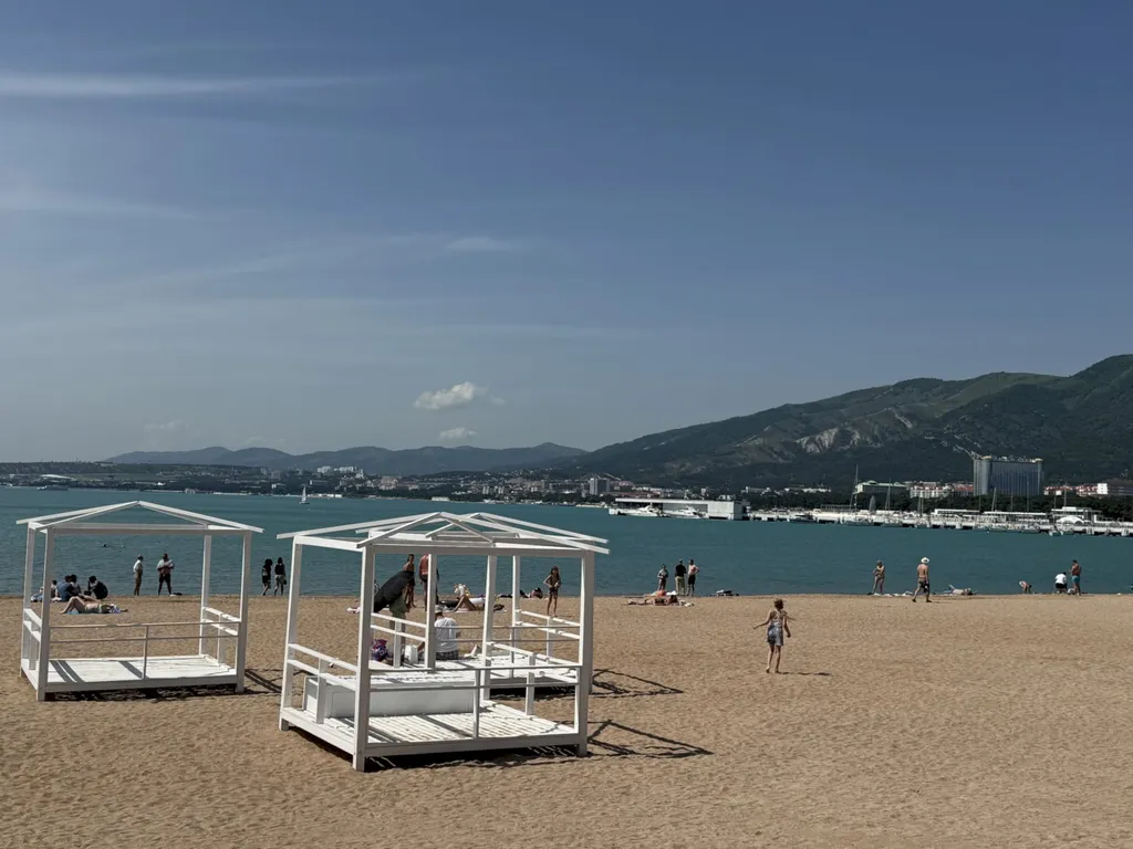 Квартира 1-к квартира у моря с видом на горы - центр — Геленджик