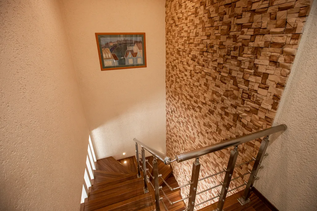 Семейный таунхаус с камином и сауной