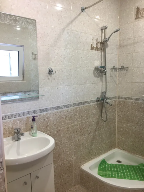 Комфортабельный номер с отдельной кухней и ванной