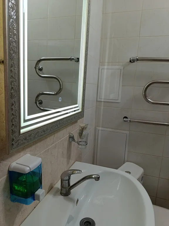 Квартира Чистая квартира в центре города около ж/д вокзала в элитном жк с бесплатной парковкой — Волгоград