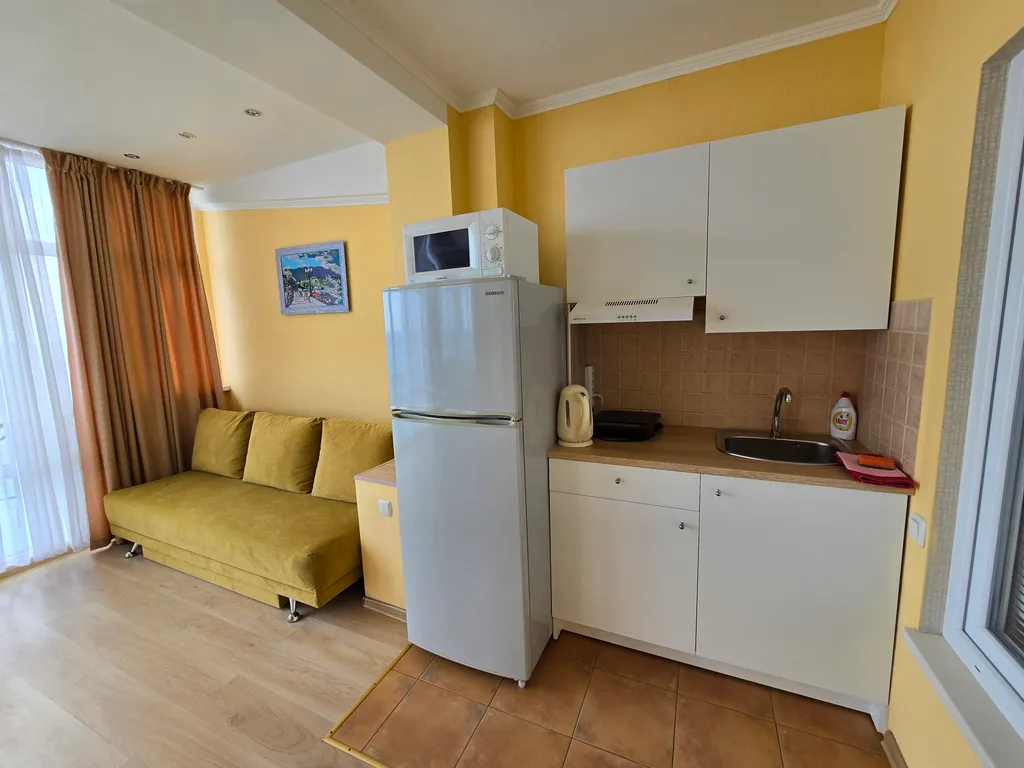 Апартамент с видом на море в эллинге Селена