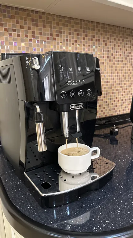 Уютная квартира в центре города с видом на море