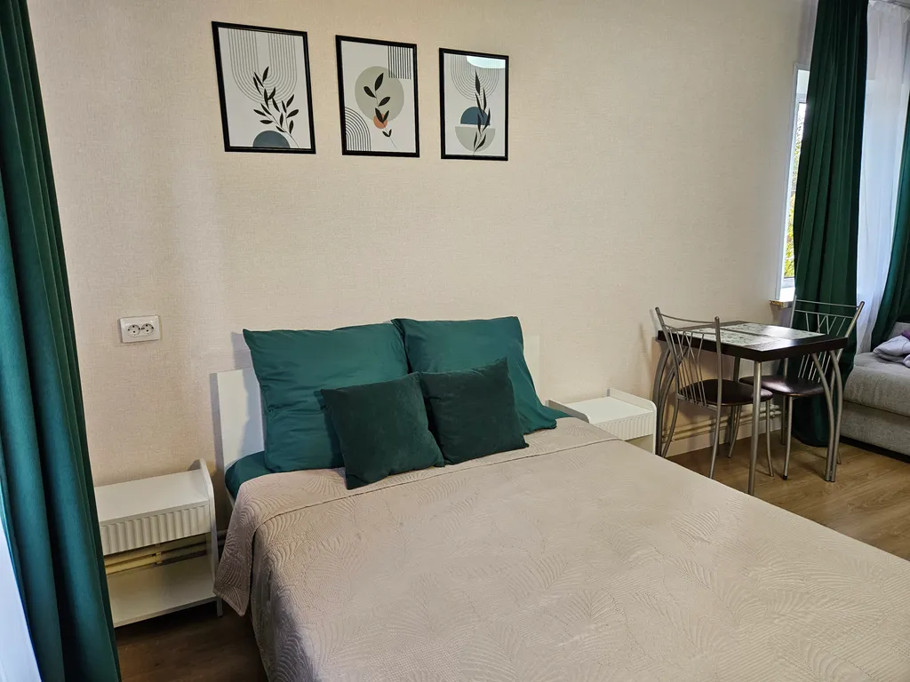 Двухкомнатная квартира не далеко от центра в новом доме