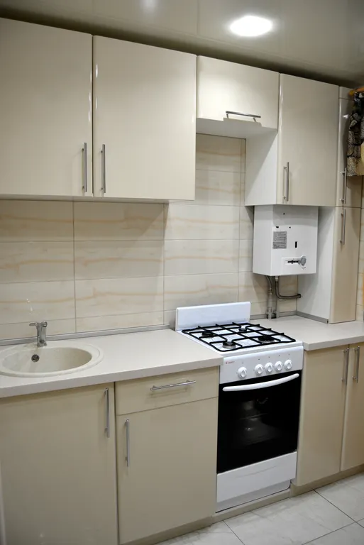 Бежевая студия рядом с аквапарком