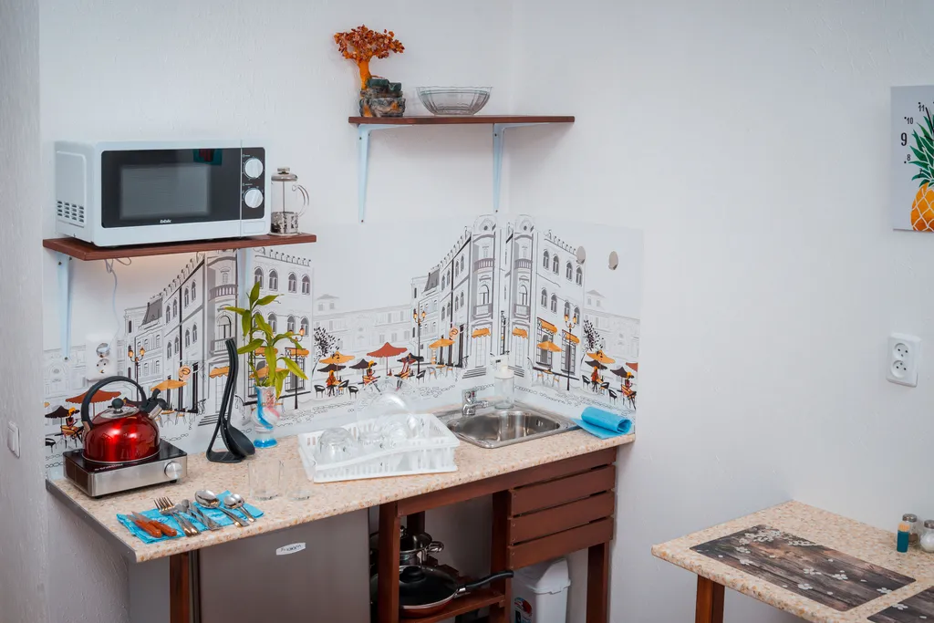 Студия на Холмогорова