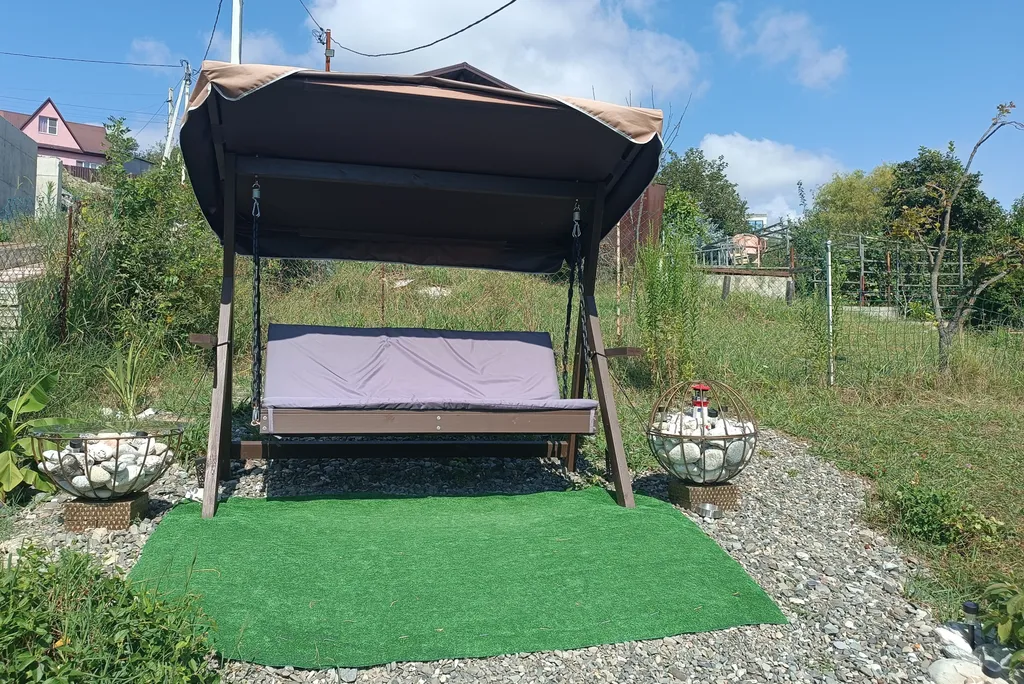 Новый 2-комнатный коттедж с кухней на террасе с видом на море