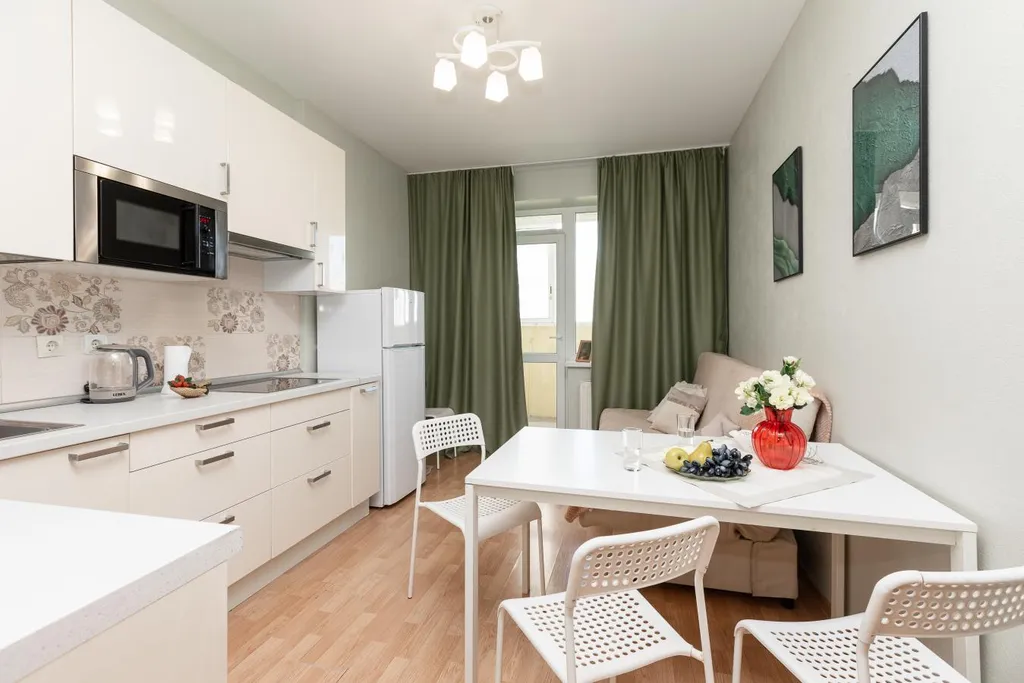 Квартира Уютная квартира у ТЦ Мегаполис рядом с метро — Екатеринбург