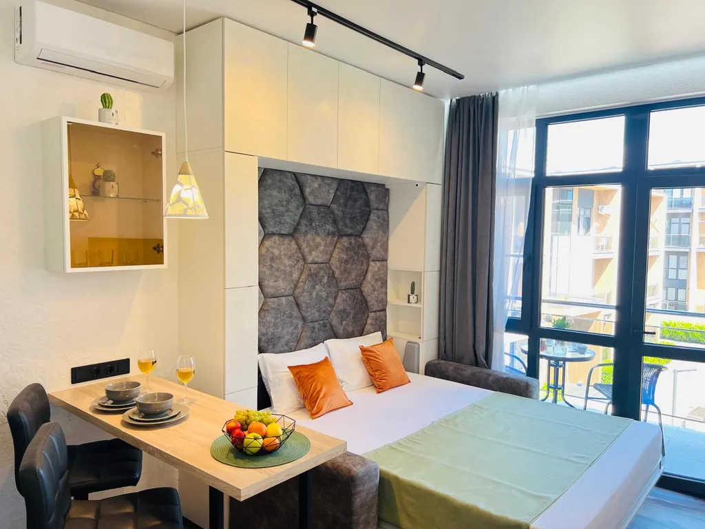 Квартира Студия трехместная с бассейном — аренда посуточно в Вардане