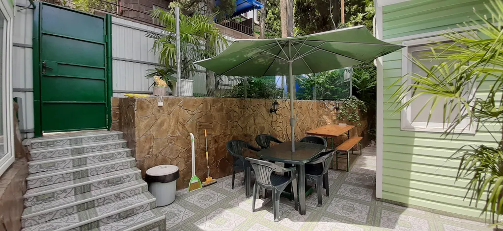 Трёхкомнатный дом с двориком