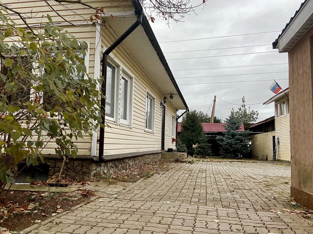 Коттедж Коттедж с сауной и бассейном — Коммунар