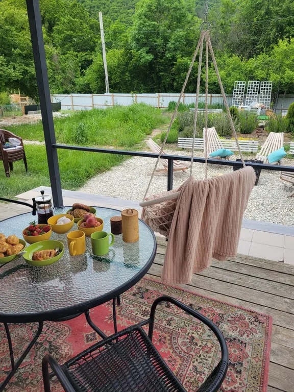 Коттедж Комфортабельный эко-домик Лаванда в горах у моря — Прасковеевка