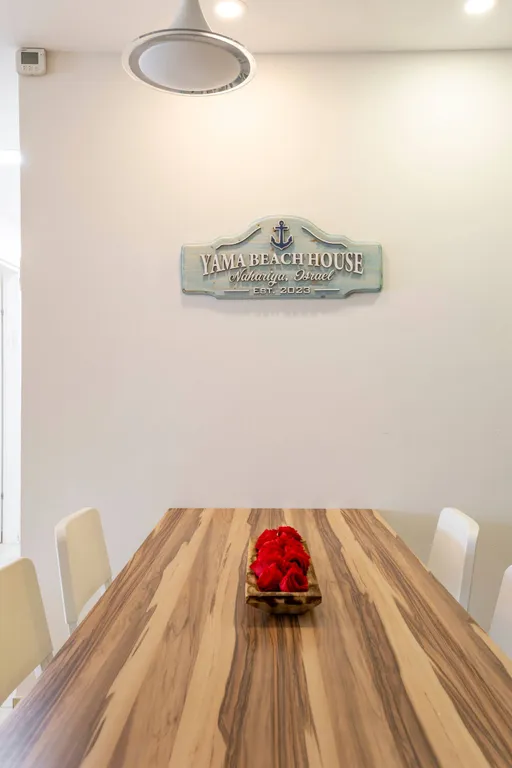 GW002 Gugel Waves Amazing Seaview & Garden Family Apartments