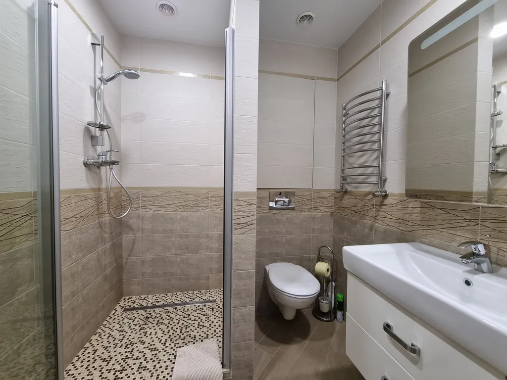 Квартира Стильная двухкомнатная квартира у пляжа — Севастополь