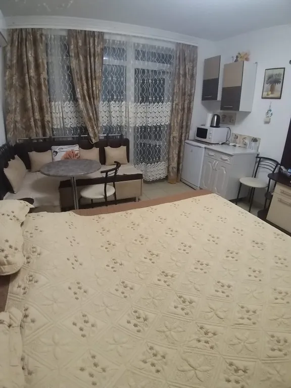 Апартаменты на 1 этаже с беседкой, отдельный вход