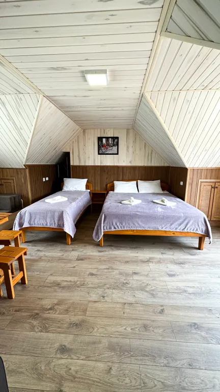 Квартира Квартира Четырёхместный номер на втором этаже с балконом — Архыз