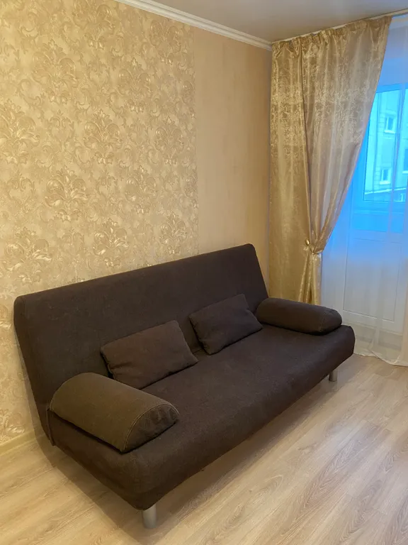 Квартира Просторная 2-комнатная квартира у парка — Гатчина