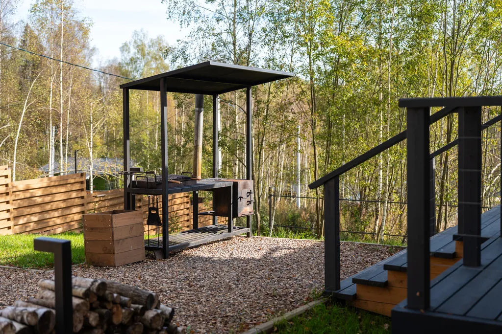 Дом с чаном и сауной у леса.