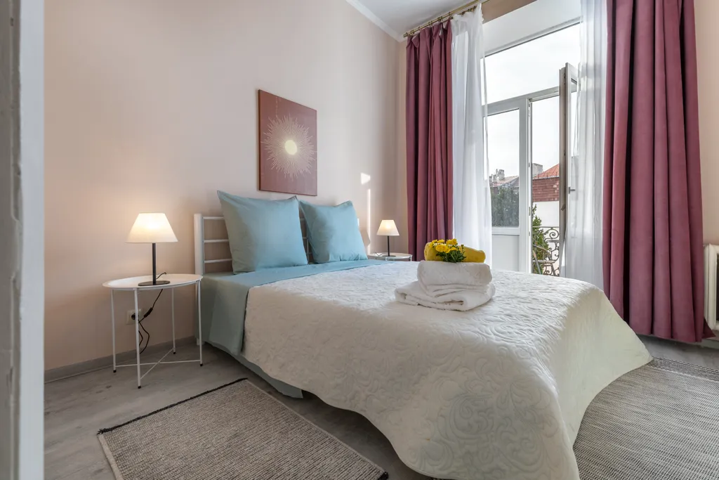 Атмосферная квартира с камином — аренда посуточно в Гродно