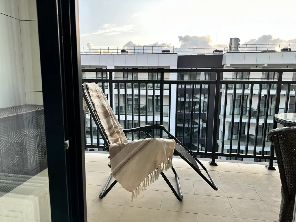 Апартаменты с подогреваемым бассейном в резиденции Европа