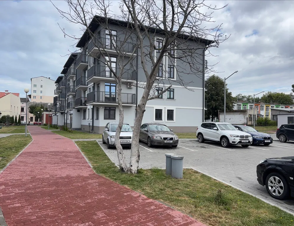 Эксклюзивная евродвушка с просторной террасой в самом сердце города