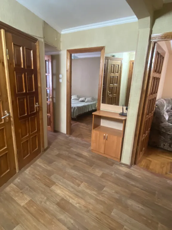 Трехкомнатная уютная квартира в Домбае