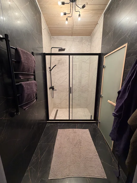 2-этажный Барнхаус с чаном, сауной и бассейном