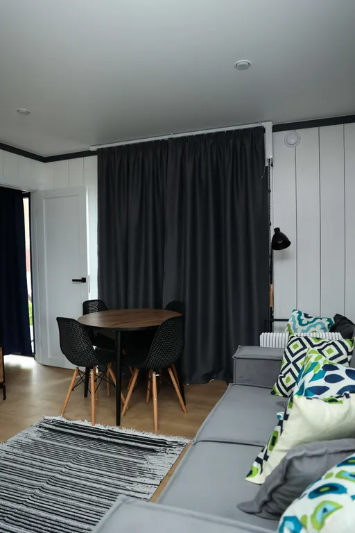 Коттедж Уютный глэмпинг для компании (6 отдельных домиков + территория) — Конаково