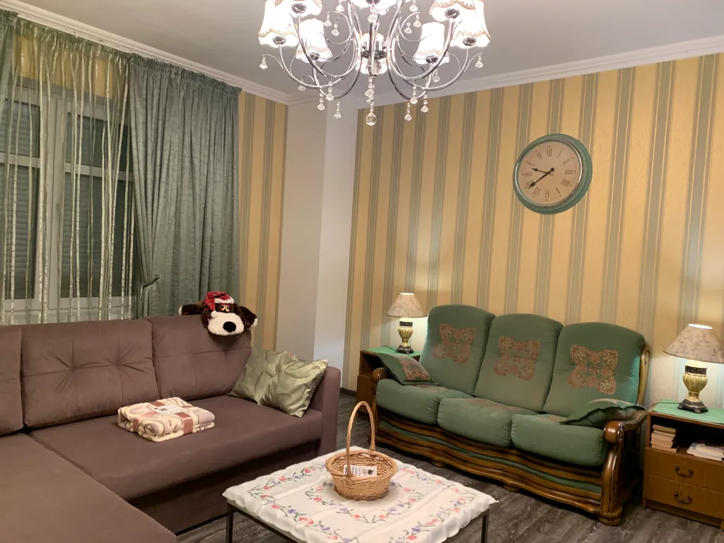 Просторная двухкомнатная квартира в самом центре города