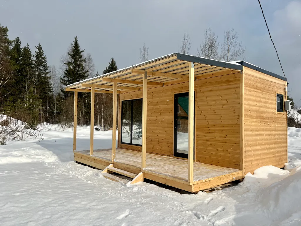 Домик у леса