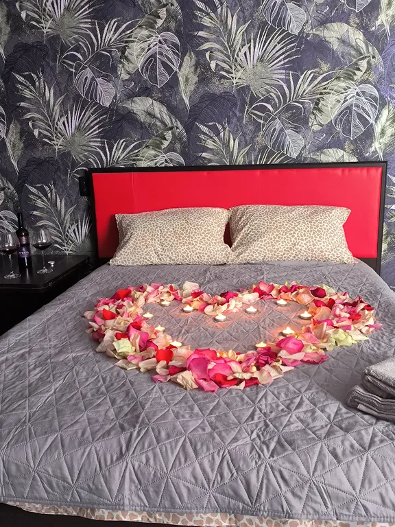 Уютная квартира с сауной и джакузи — аренда посуточно в Березники