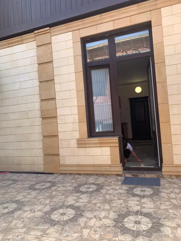 Коттедж Уютный дом в центре города с видом на море — Махачкала