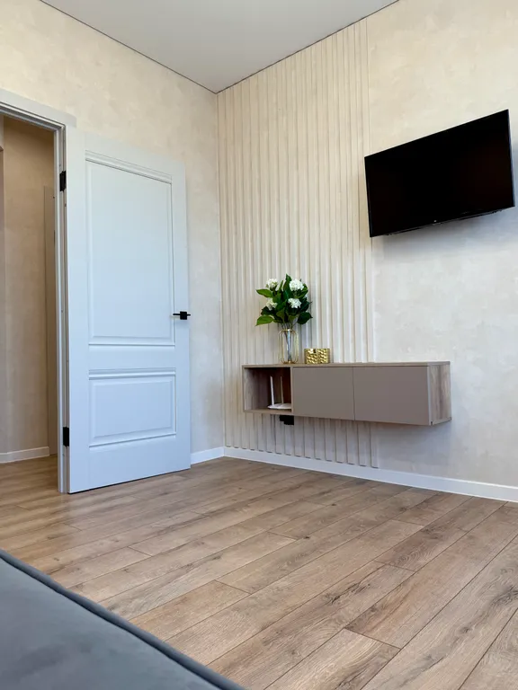 Роскошная двухкомнатная квартира у фонтана