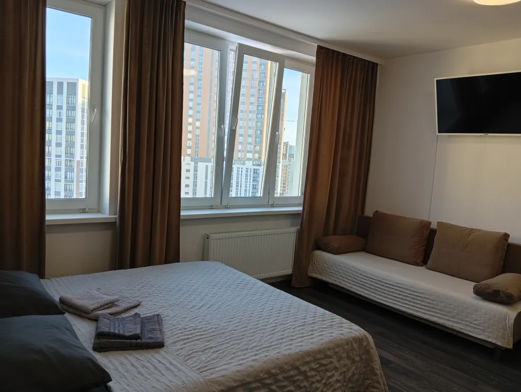 Уютная и чистая квартира в Акадeмичеcком районе — аренда посуточно в Екатеринбург