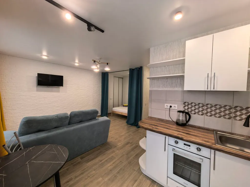 Квартира Стильная студия — Омск